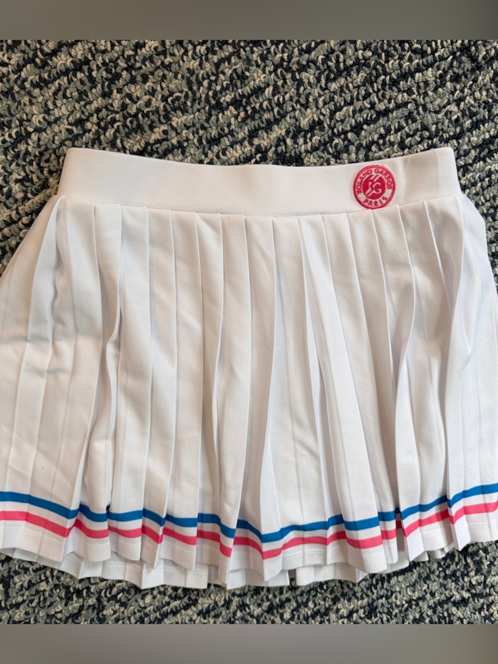 Roland Garros Girls' White Pleated tennis Skirt w Blue & Pink Stripe Trim, new!